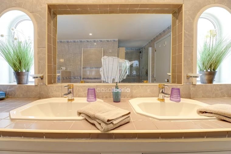 Moradia T4 para Venda em Lagoa e Carvoeiro Foto 19