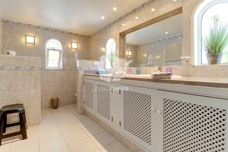 Moradia T4 para Venda em Lagoa e Carvoeiro Foto 18