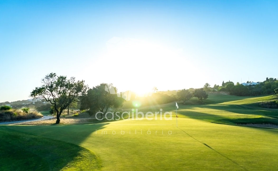 Terreno para Venda em Odiaxere Foto 2