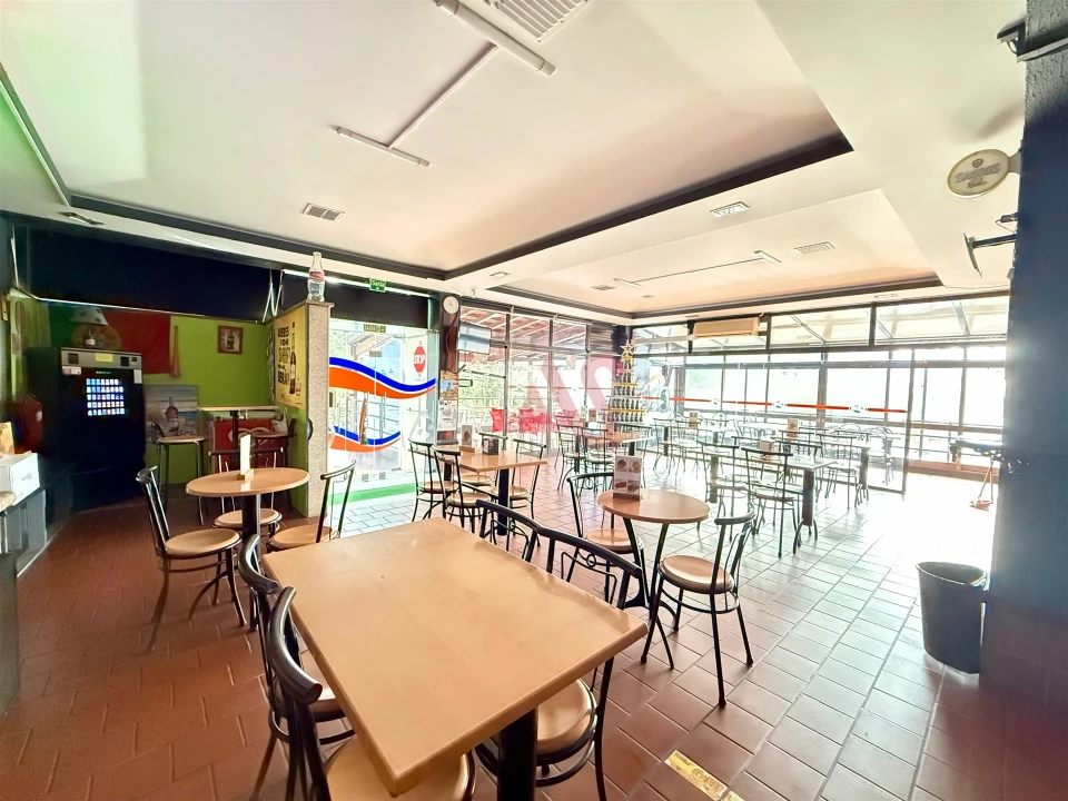 Loja para Venda em Figueiro Foto 7