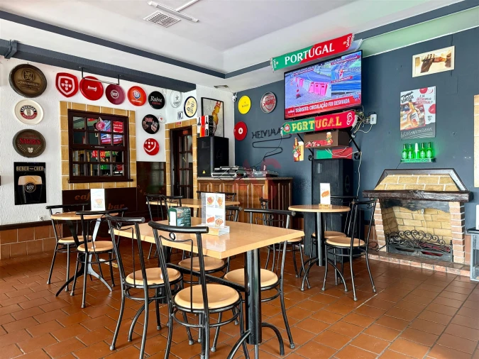 Loja para Venda em Figueiro Foto 6