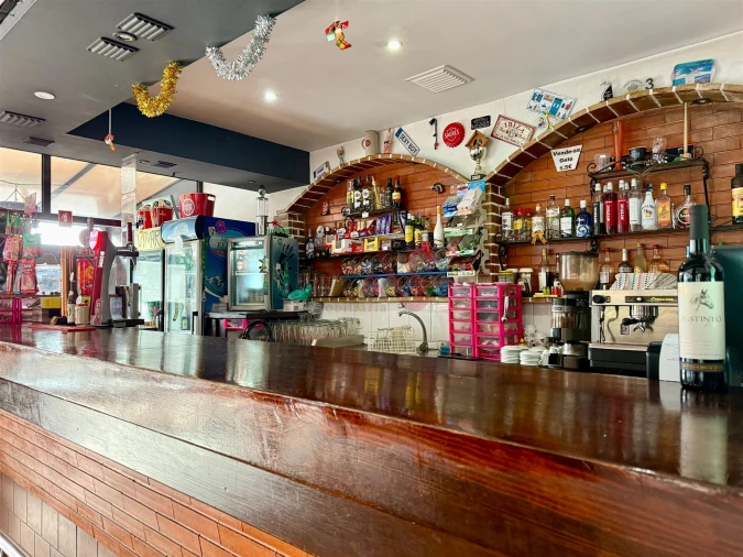 Loja para Venda em Figueiro Foto 9