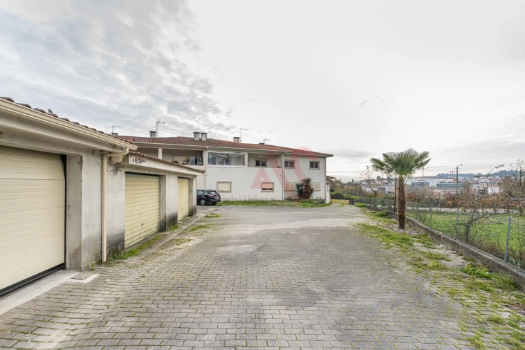 Moradia T3 para Venda em Fafe Foto 23