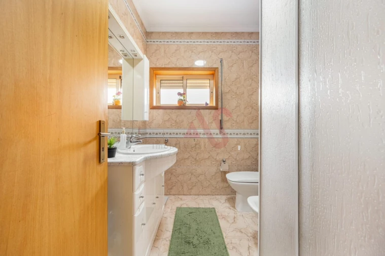 Moradia T3 para Venda em Fafe Foto 9