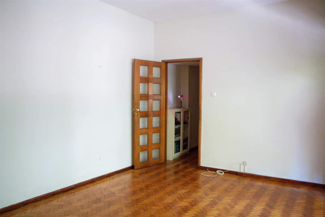 Apartamento T4 para Venda em Aldoar, Foz do Douro e Nevogilde Foto 11