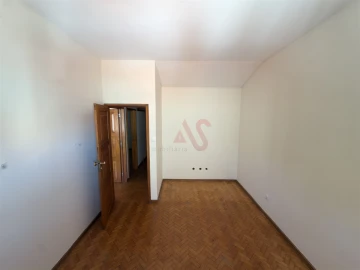 Apartamento T4 para Venda em Aldoar, Foz do Douro e Nevogilde