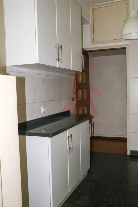 Apartamento T4 para Venda em Aldoar, Foz do Douro e Nevogilde