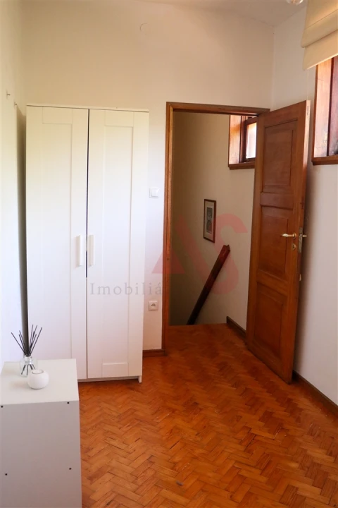 Apartamento T4 para Venda em Aldoar, Foz do Douro e Nevogilde