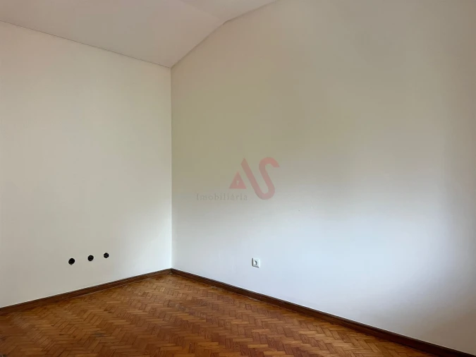 Apartamento T4 para Venda em Aldoar, Foz do Douro e Nevogilde Foto 5