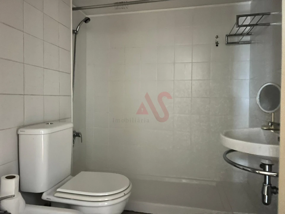 Apartamento T4 para Venda em Aldoar, Foz do Douro e Nevogilde Foto 10