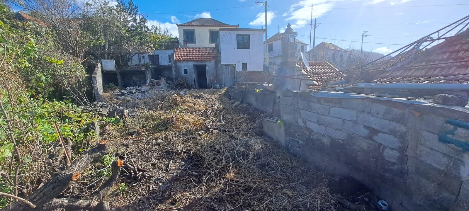 Moradia T2 para Venda em Estreito da Calheta Foto 1