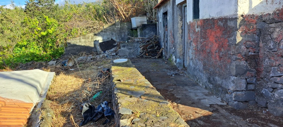 Moradia T2 para Venda em Estreito da Calheta Foto 4