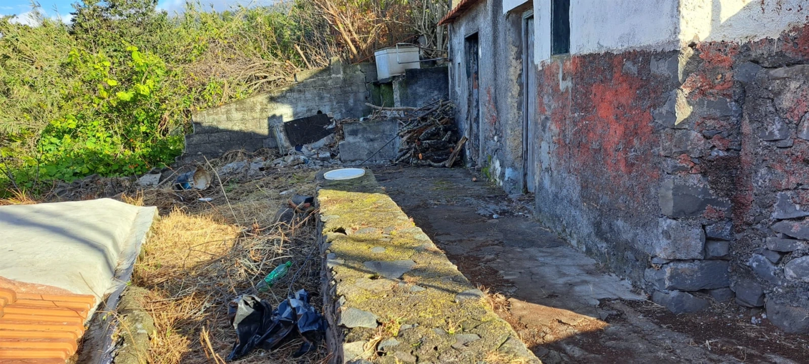 Moradia T2 para Venda em Estreito da Calheta Foto 4