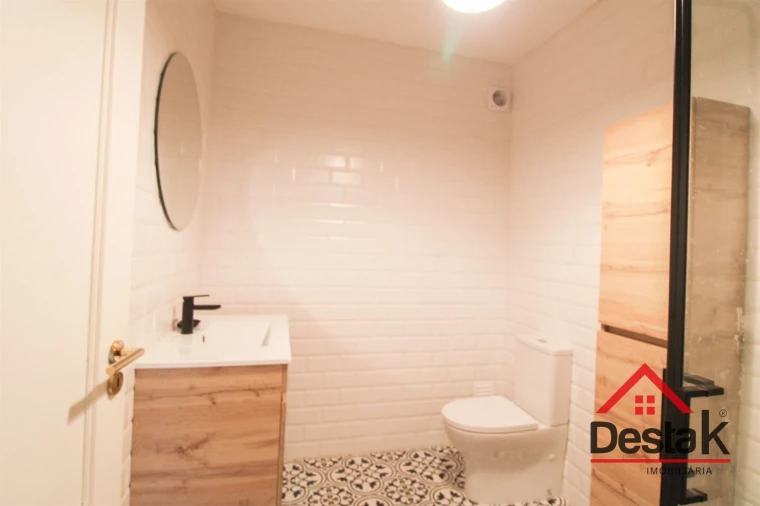 Apartamento T2 para Arrendamento em São Pedro do Sul, Várzea e Baiões Foto 11