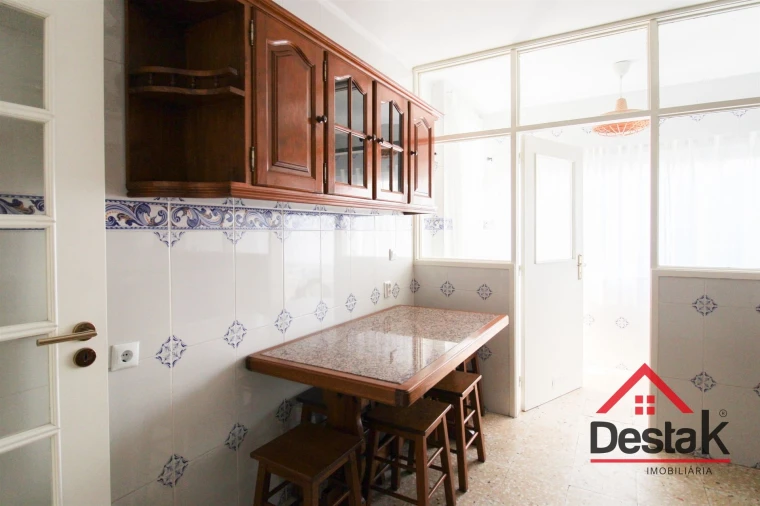 Apartamento T2 para Arrendamento em São Pedro do Sul, Várzea e Baiões Foto 5