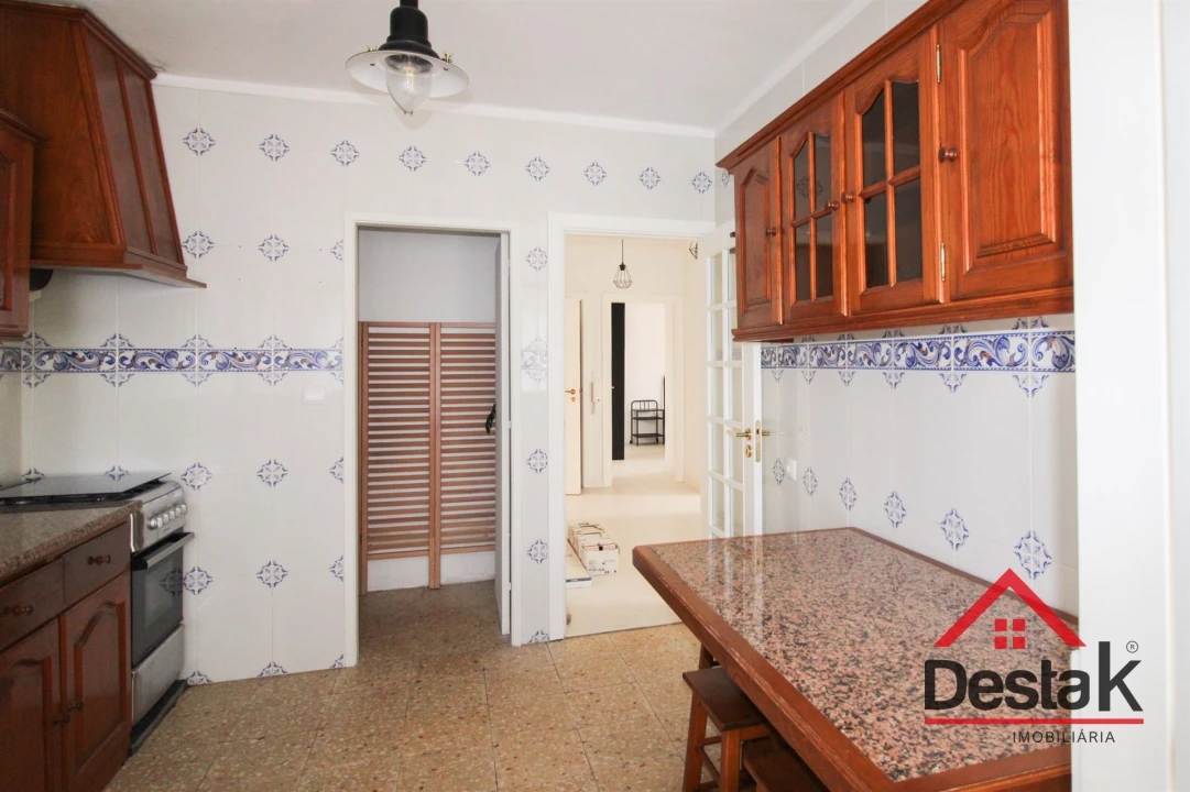 Apartamento T2 para Arrendamento em São Pedro do Sul, Várzea e Baiões Foto 4