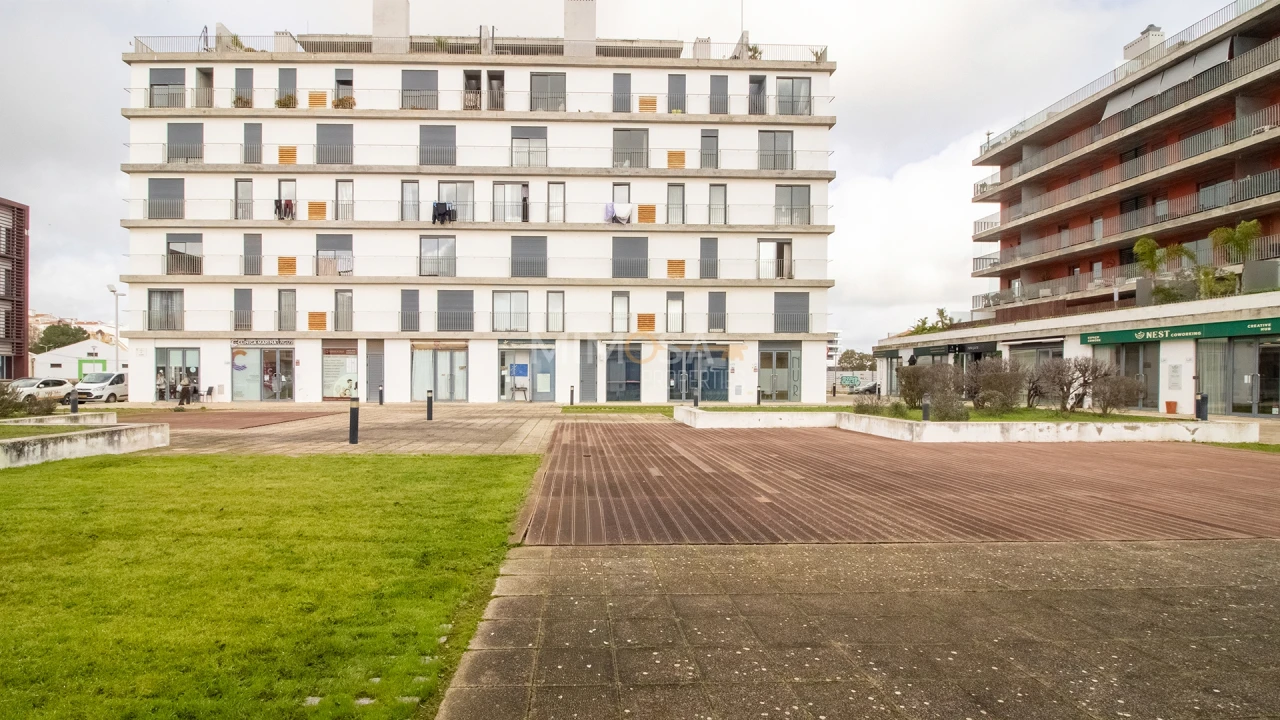 Loja para Venda em Lagos (São Sebastião e Santa Maria) Foto 13