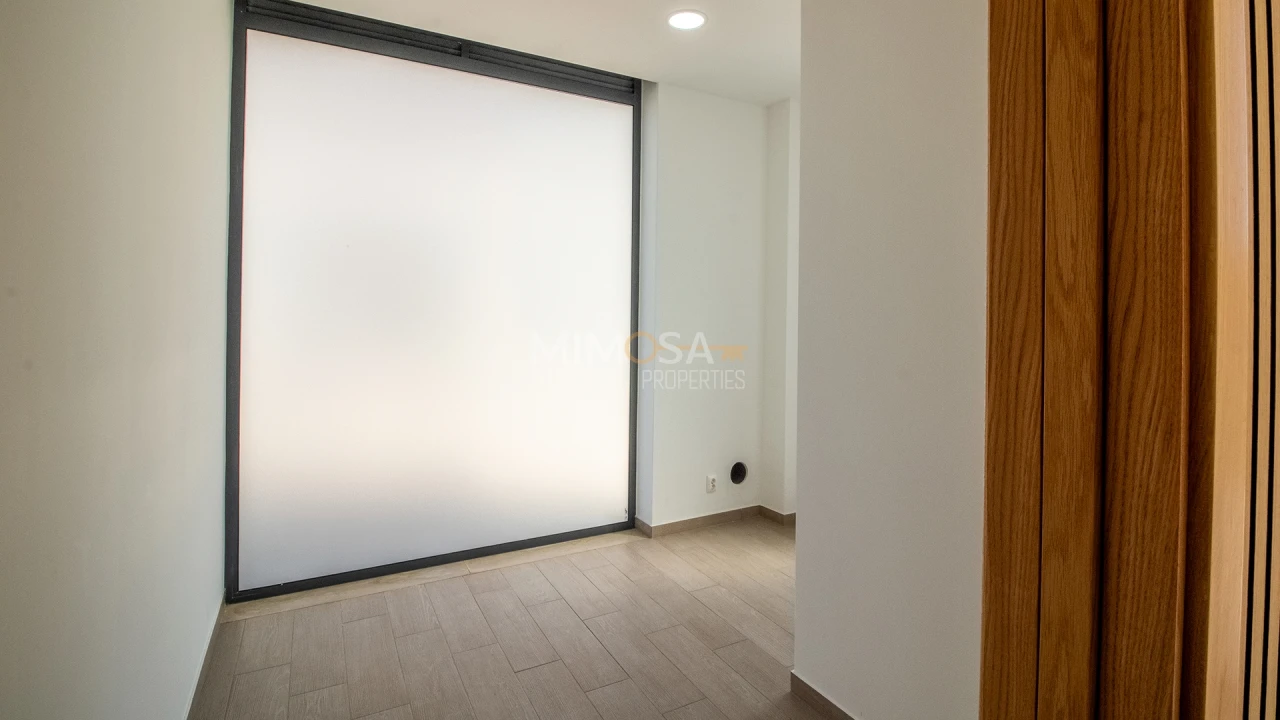 Loja para Venda em Lagos (São Sebastião e Santa Maria) Foto 5