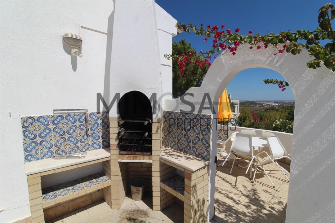 Moradia T5 para Venda em Lagos (São Sebastião e Santa Maria) Foto 32