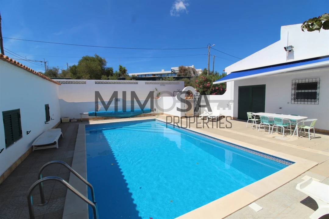 Moradia T5 para Venda em Lagos (São Sebastião e Santa Maria) Foto 33