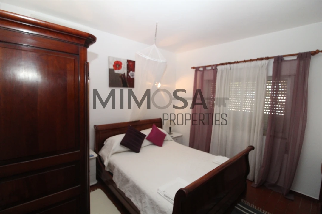 Moradia T5 para Venda em Lagos (São Sebastião e Santa Maria) Foto 9