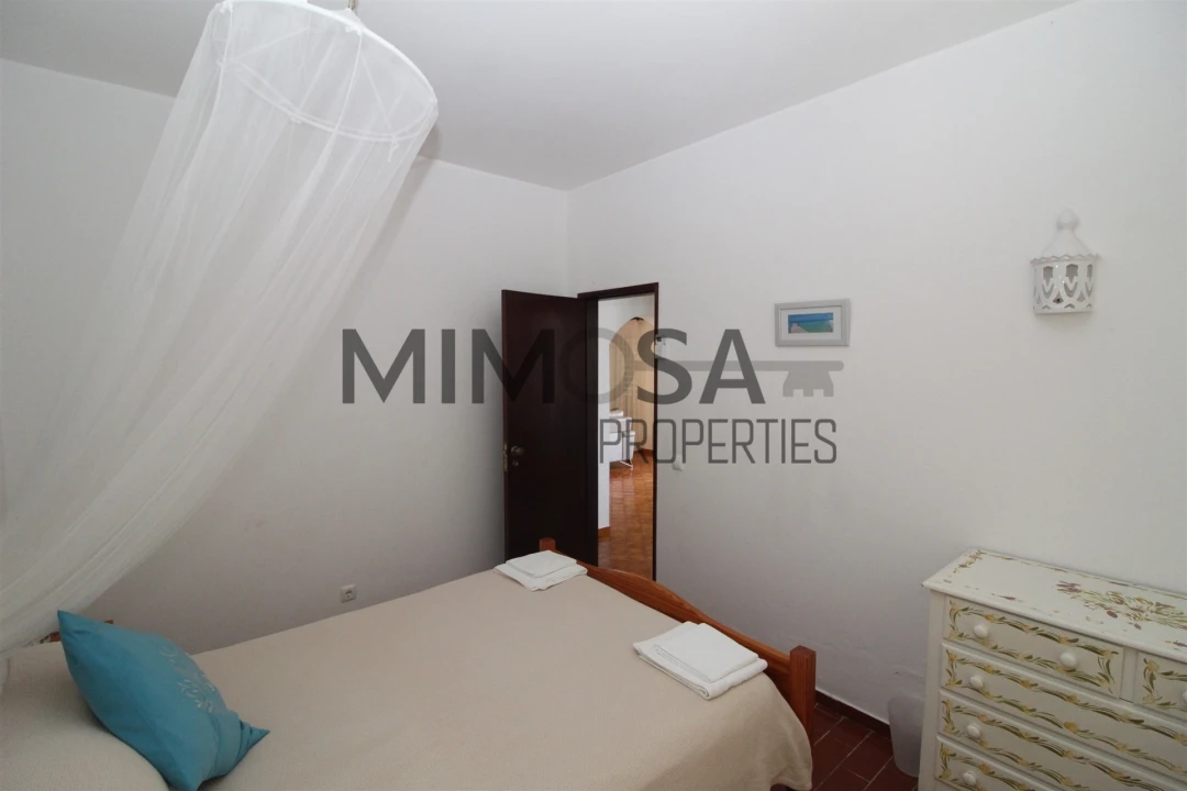 Moradia T5 para Venda em Lagos (São Sebastião e Santa Maria) Foto 16