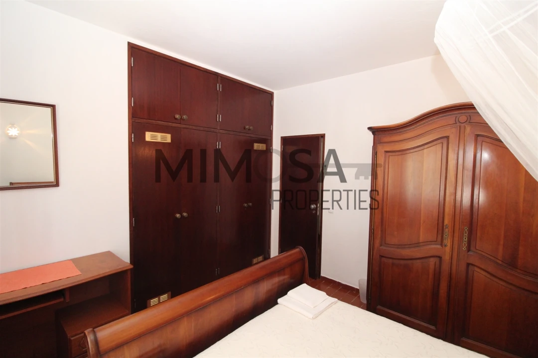 Moradia T5 para Venda em Lagos (São Sebastião e Santa Maria) Foto 25