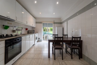 Apartamento T2 para Venda em Marrazes e Barosa