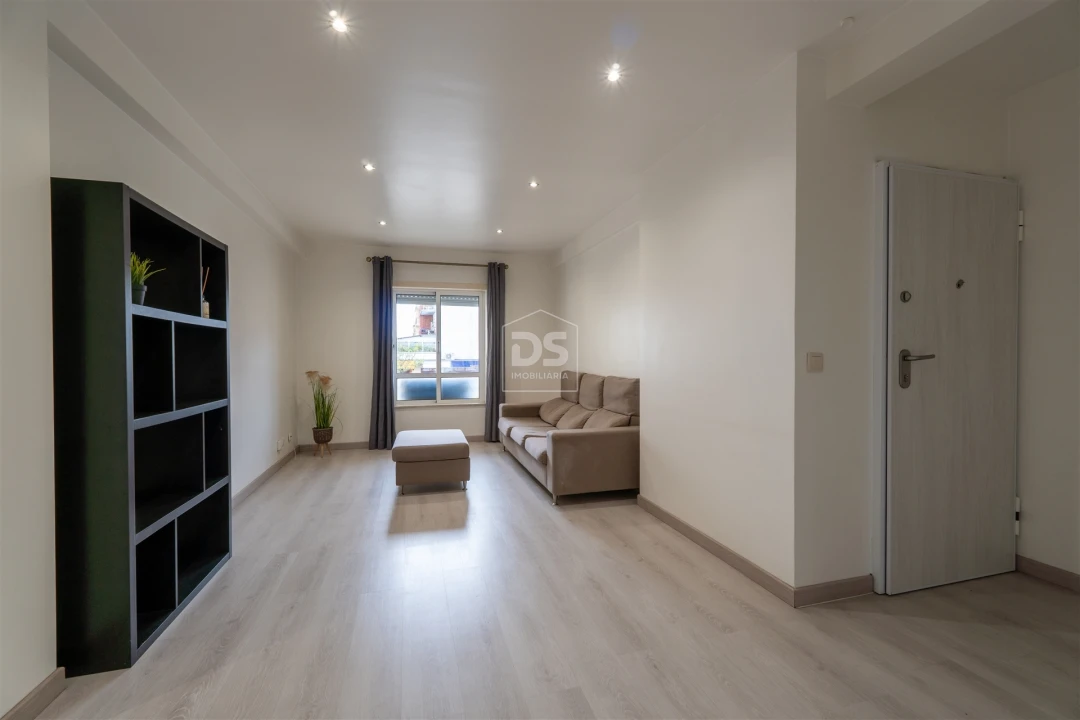 Apartamento T2 para Venda em Marrazes e Barosa Foto 1