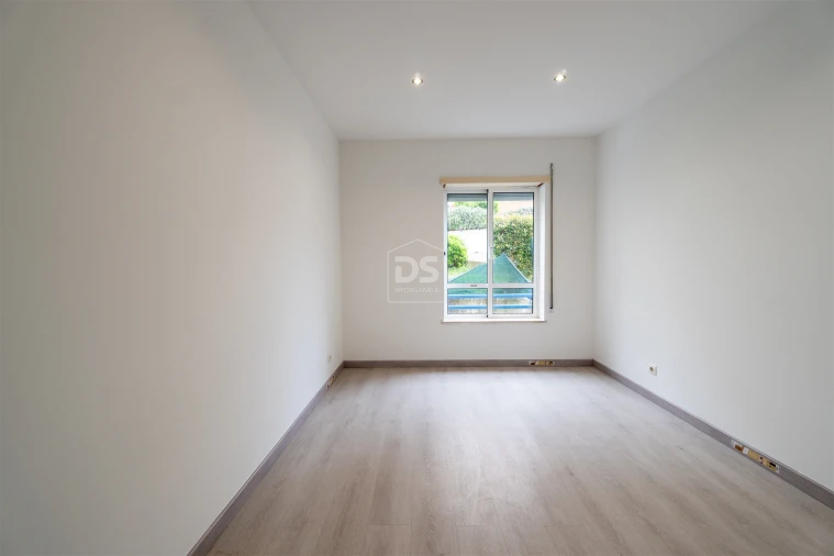 Apartamento T2 para Venda em Marrazes e Barosa Foto 10