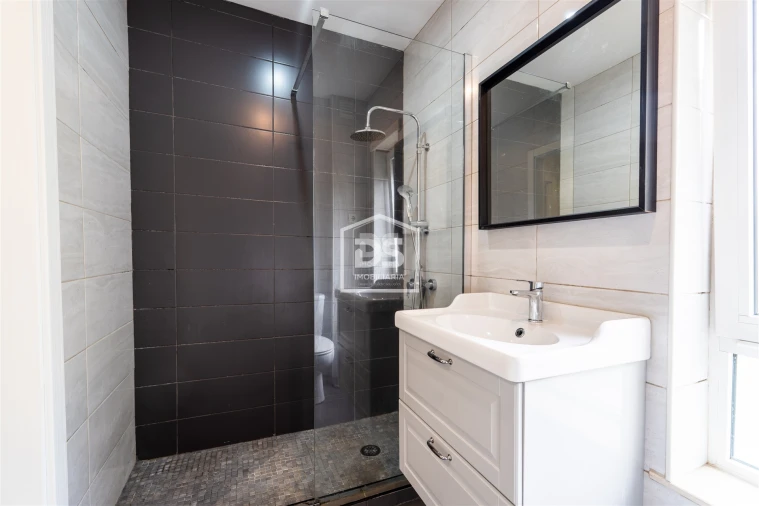 Apartamento T2 para Venda em Marrazes e Barosa Foto 29