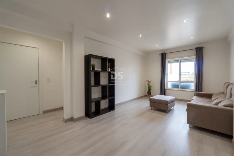 Apartamento T2 para Venda em Marrazes e Barosa Foto 4