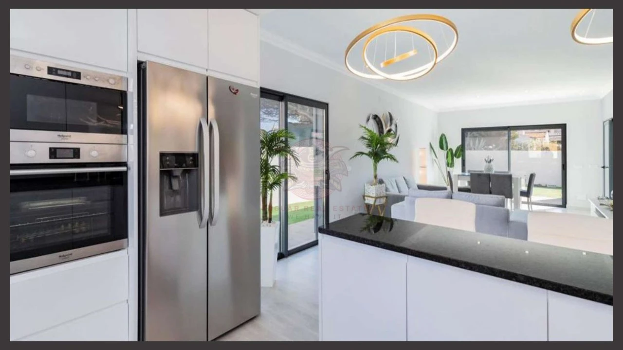 Moradia T4 para Venda em Vila de Sagres Foto 13