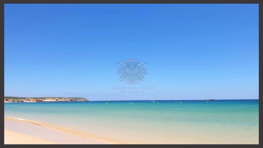 Moradia T4 para Venda em Vila de Sagres Foto 3