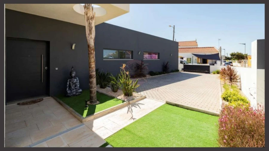 Moradia T4 para Venda em Vila de Sagres Foto 5