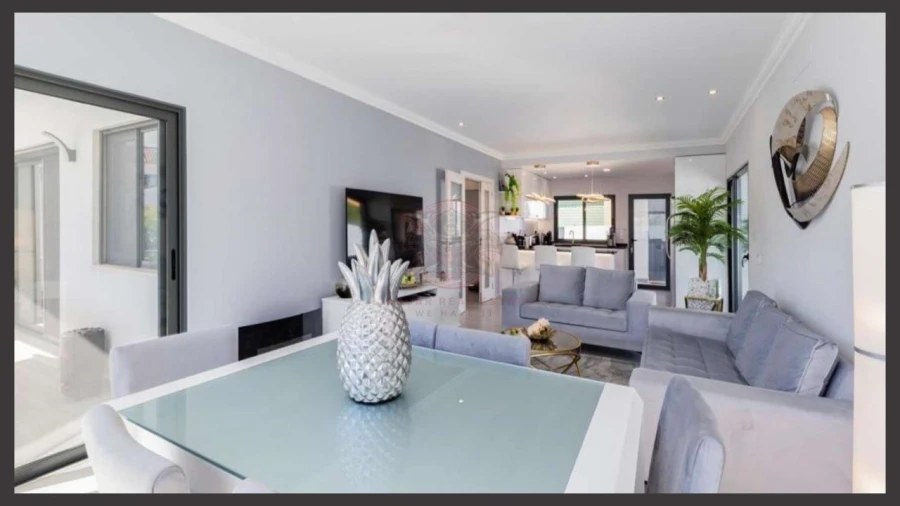 Moradia T4 para Venda em Vila de Sagres Foto 11