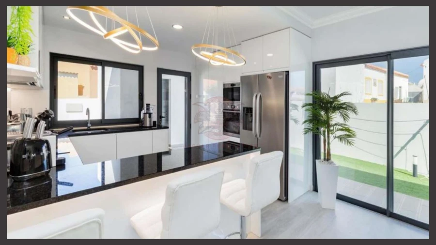 Moradia T4 para Venda em Vila de Sagres Foto 15