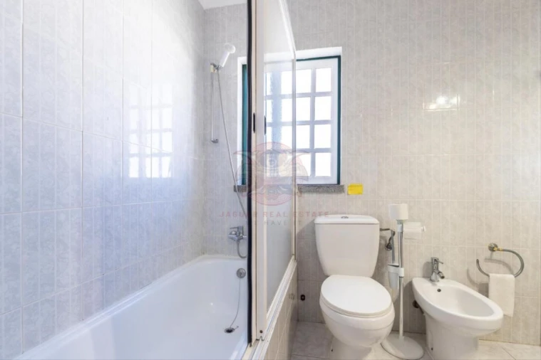 Negócio para Venda em Altura Foto 6