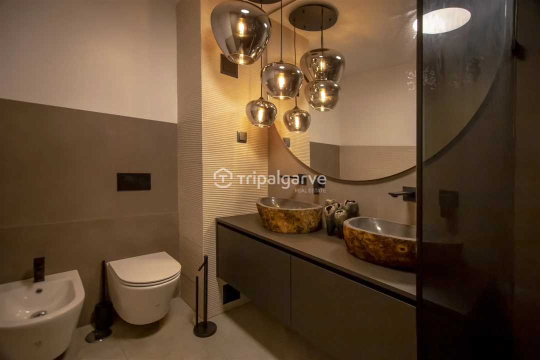 Apartamento T4 para Venda em Portimão Foto 26