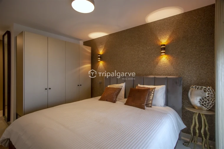 Apartamento T4 para Venda em Portimão Foto 25