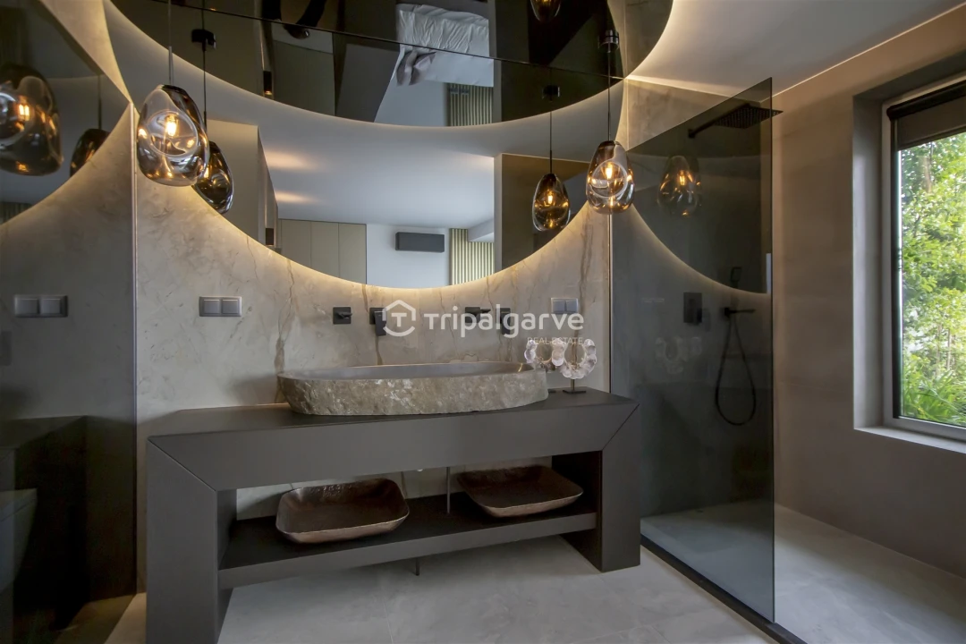 Apartamento T6 para Venda em Portimão Foto 27