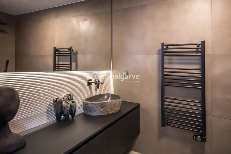 Apartamento T6 para Venda em Portimão Foto 36