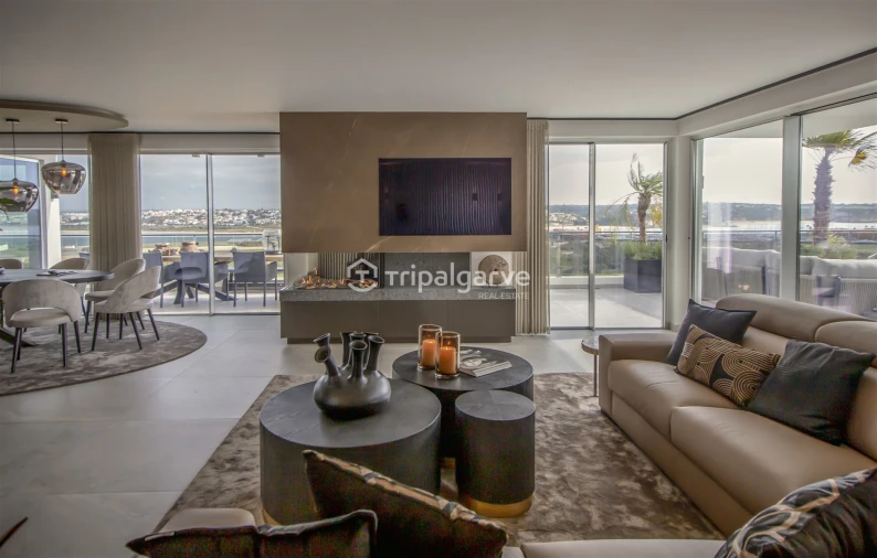 Apartamento T6 para Venda em Portimão Foto 11