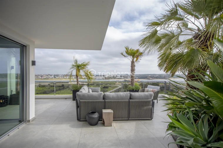 Apartamento T6 para Venda em Portimão Foto 19