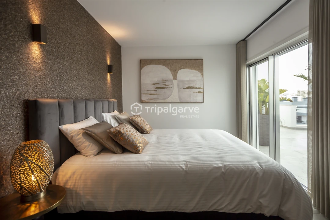 Apartamento T6 para Venda em Portimão Foto 33