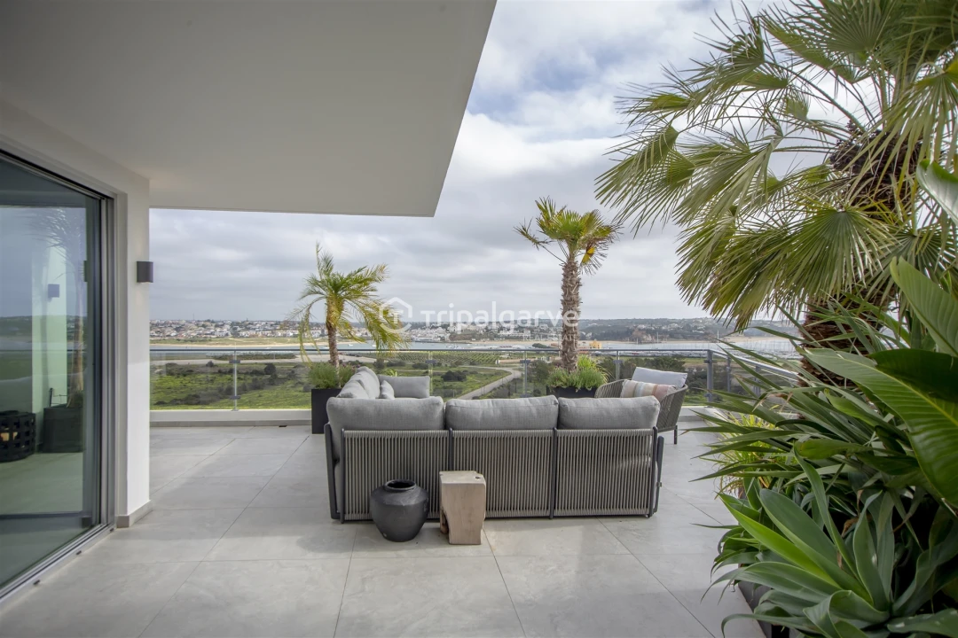 Apartamento T6 para Venda em Portimão Foto 19