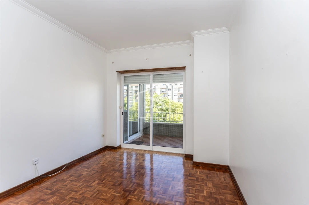 Apartamento T4 para Venda em Almada, Cova da Piedade, Pragal e Cacilhas Foto 19