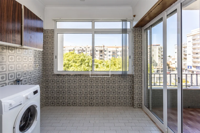 Apartamento T4 para Venda em Almada, Cova da Piedade, Pragal e Cacilhas Foto 10