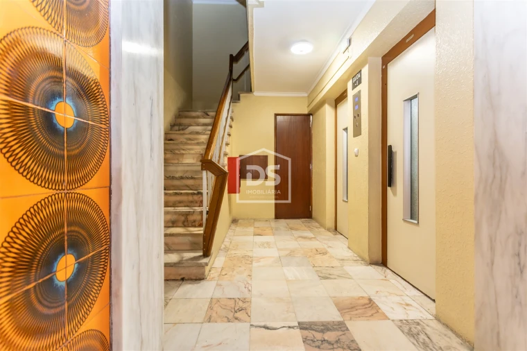 Apartamento T4 para Venda em Almada, Cova da Piedade, Pragal e Cacilhas Foto 43