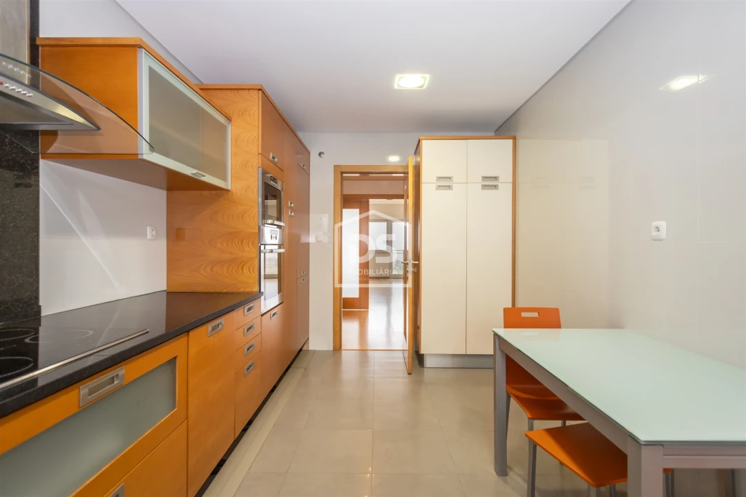 Apartamento T3 para Arrendamento em Alto do Seixalinho, Santo André e Verderena Foto 14